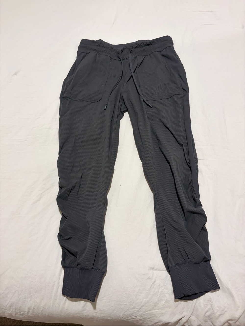 lululemon athletica Women’s Gray Jogger Pants